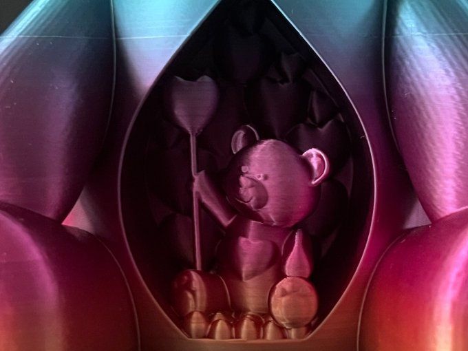 Ourson décor dans le ventre