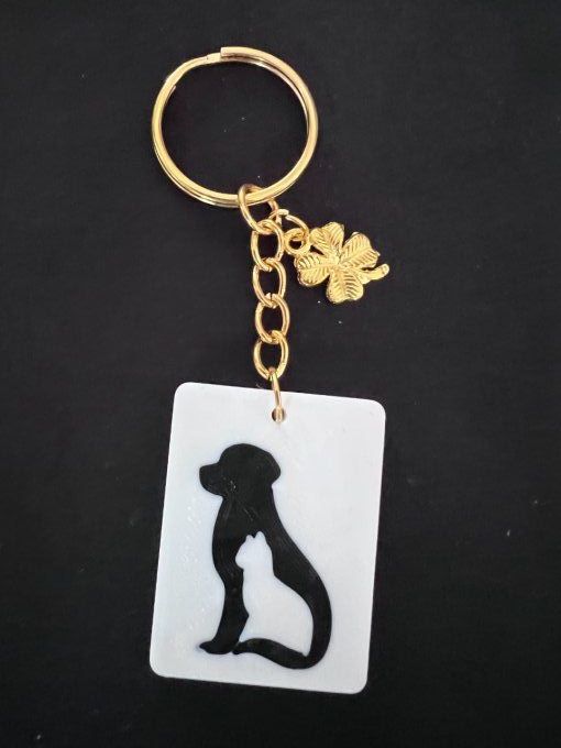 Porte clé, chat et chien de profil, gauche