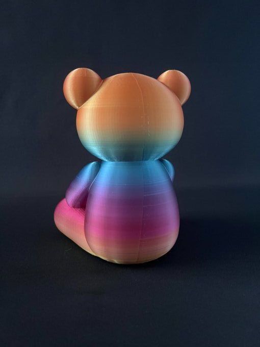 Ourson décor dans le ventre